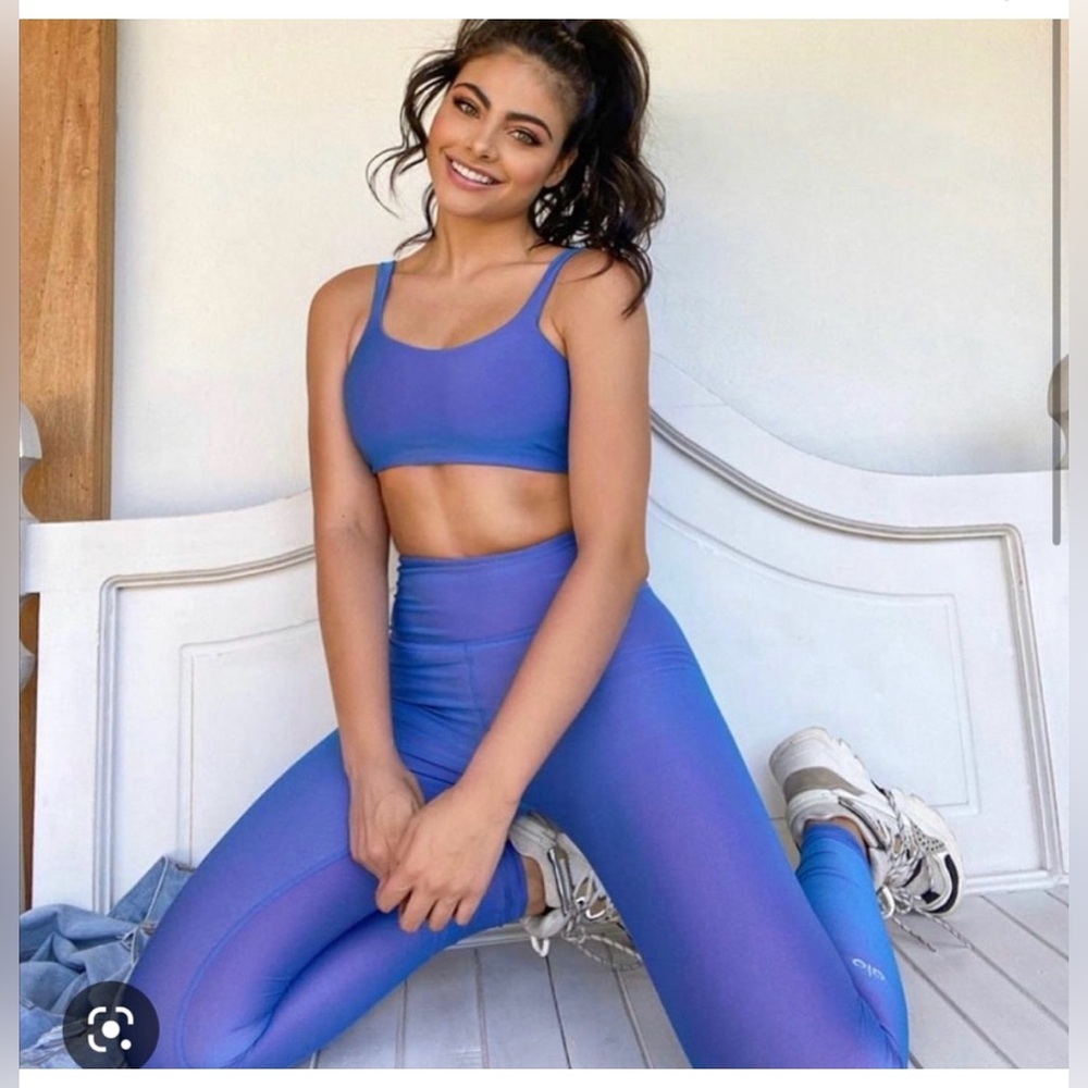 Alo Yoga - Iridescent Marina set